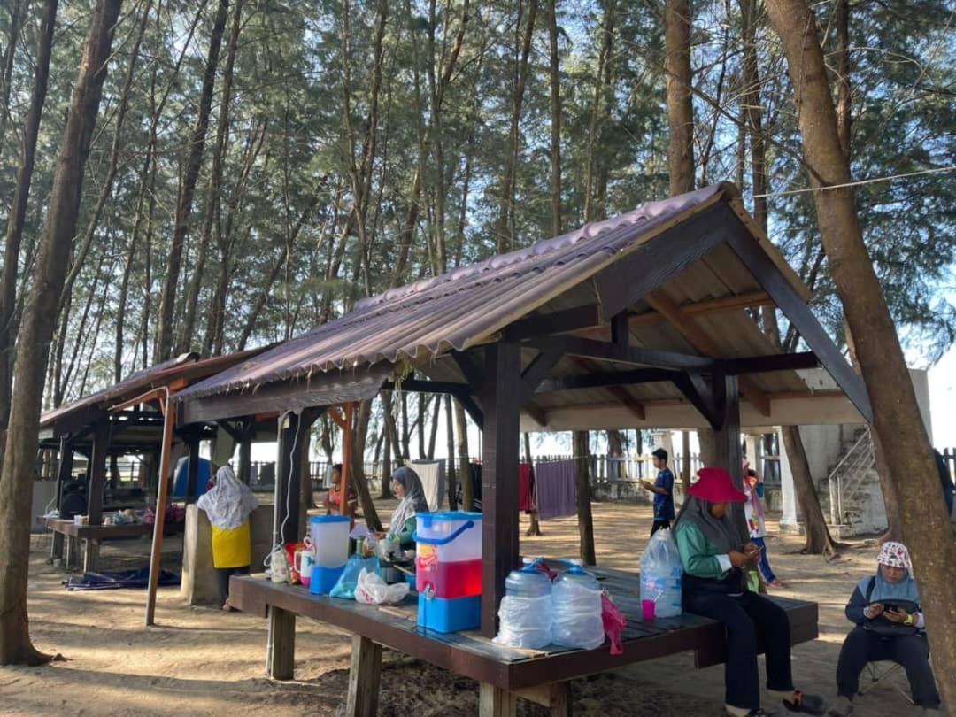 Dgeting Beach Resort Tumpat Екстериор снимка