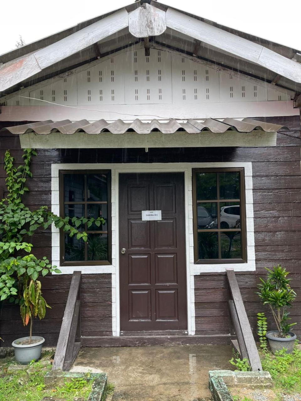 Dgeting Beach Resort Tumpat Екстериор снимка