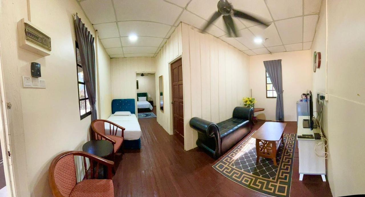 Dgeting Beach Resort Tumpat Екстериор снимка