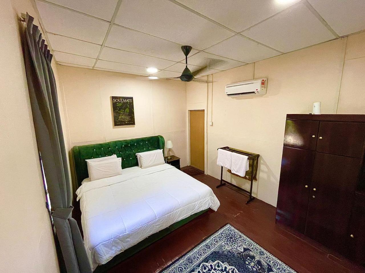Dgeting Beach Resort Tumpat Екстериор снимка