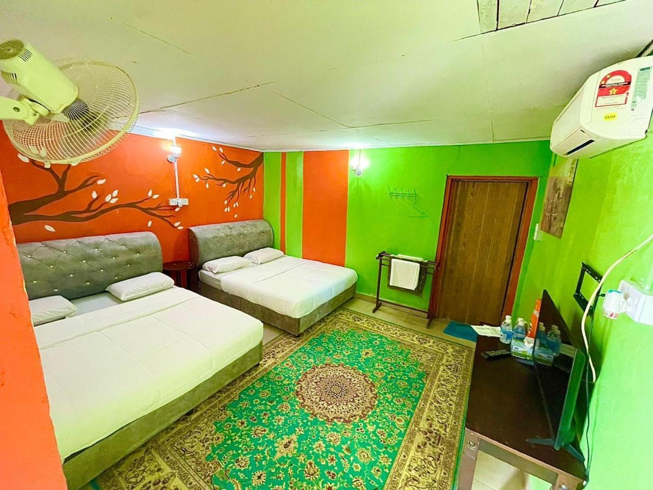 Dgeting Beach Resort Tumpat Екстериор снимка
